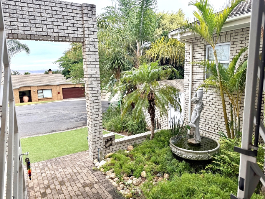 3 Bedroom Property for Sale in Tafelzicht Western Cape
